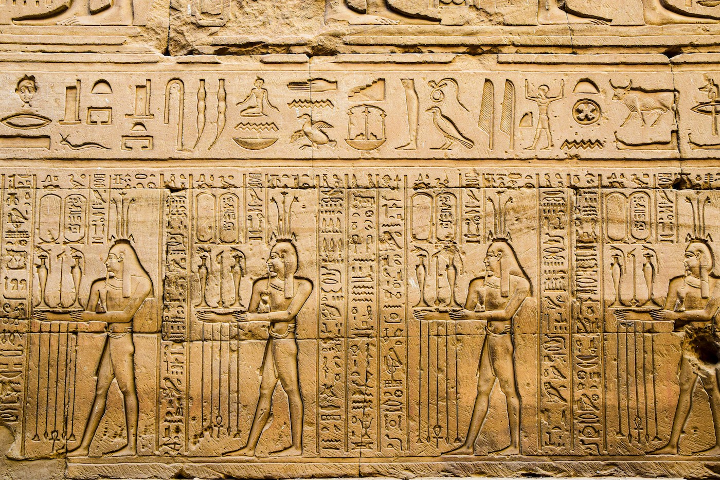 hieroglyphics-in-writing